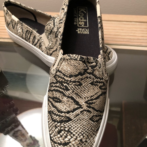 KEDS awesome slip ons, never worn, Dream Foam - Picture 2 of 8